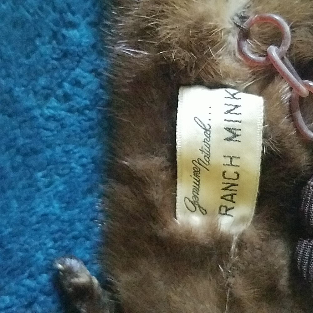 Mink full pelt stall - Picture 6 of 8